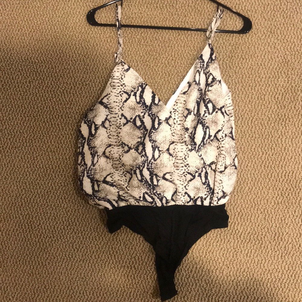 Tobi medium body suit
